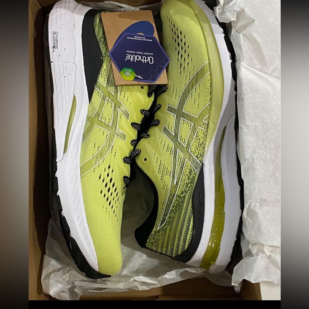 MENS ASICS GEL KAYANO 28 - SIZE 8 1/2